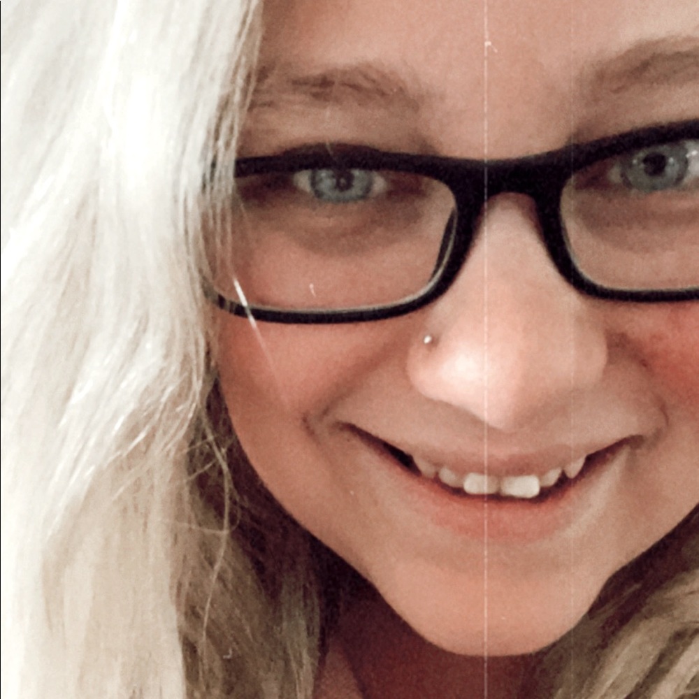 Meet your Posher, Ciara